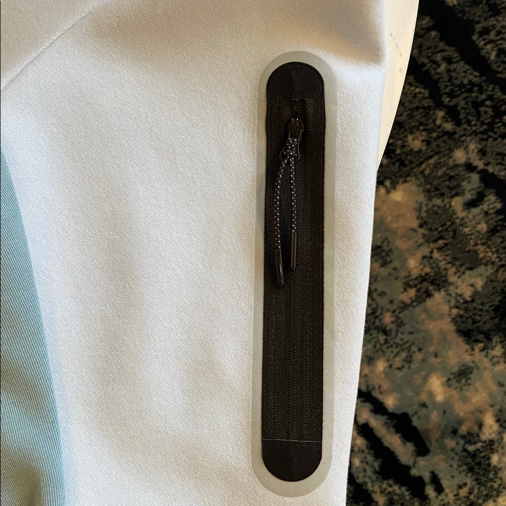 Nike Tech Jacket - M - Picture 8 of 11